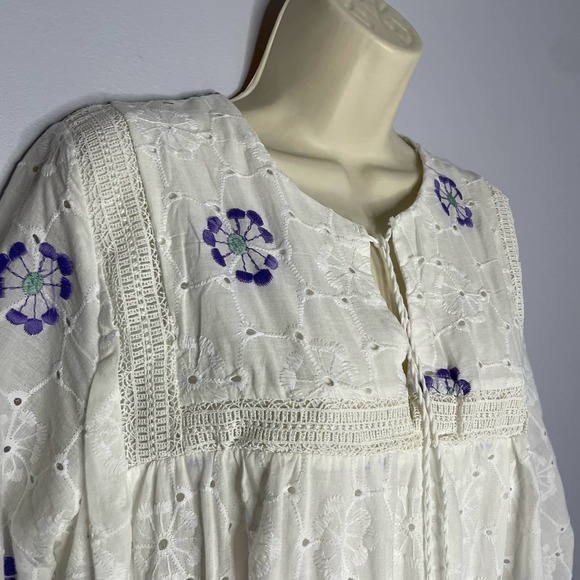 By ESQ Floral Embroiled Bohemian White Dress - Picture 4 of 12